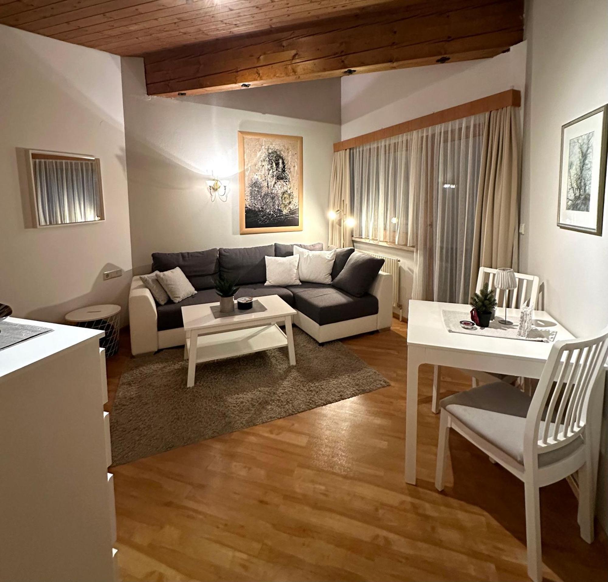 Landhaus Solaris 洛伊塔施 外观 照片